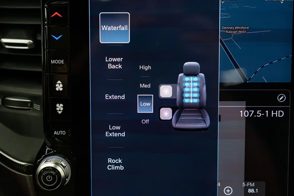 New 2026 Diamond Black Crystal Pearl-Coat Exterior Paint RAM RHO image 23