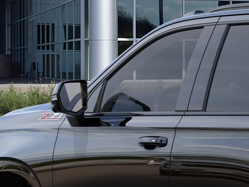 2027 Chevrolet Tahoe Z71 - Photo 13