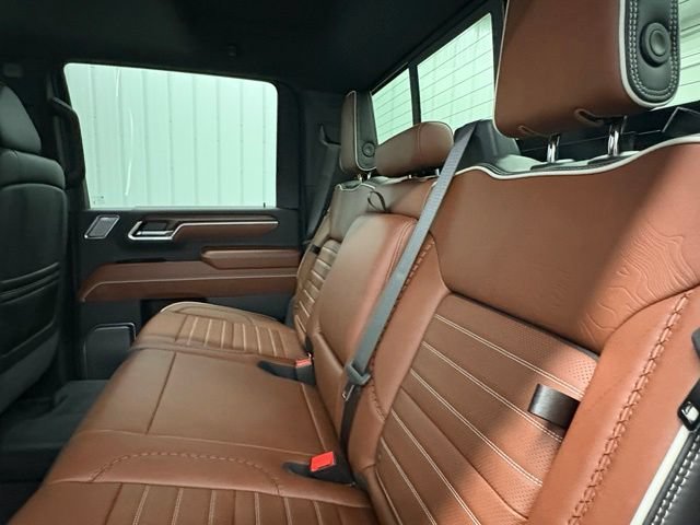 New 2026 Glacier White Tricoat GMC Denali Ultimate image 9