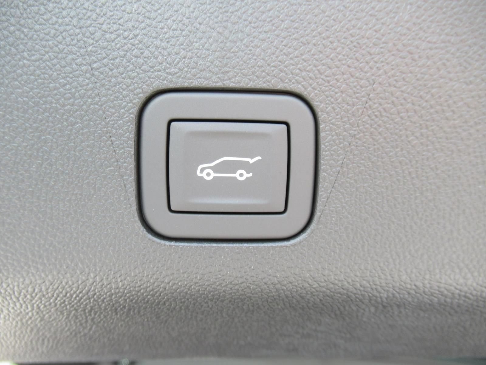 2026 GMC Yukon Denali - Photo 39