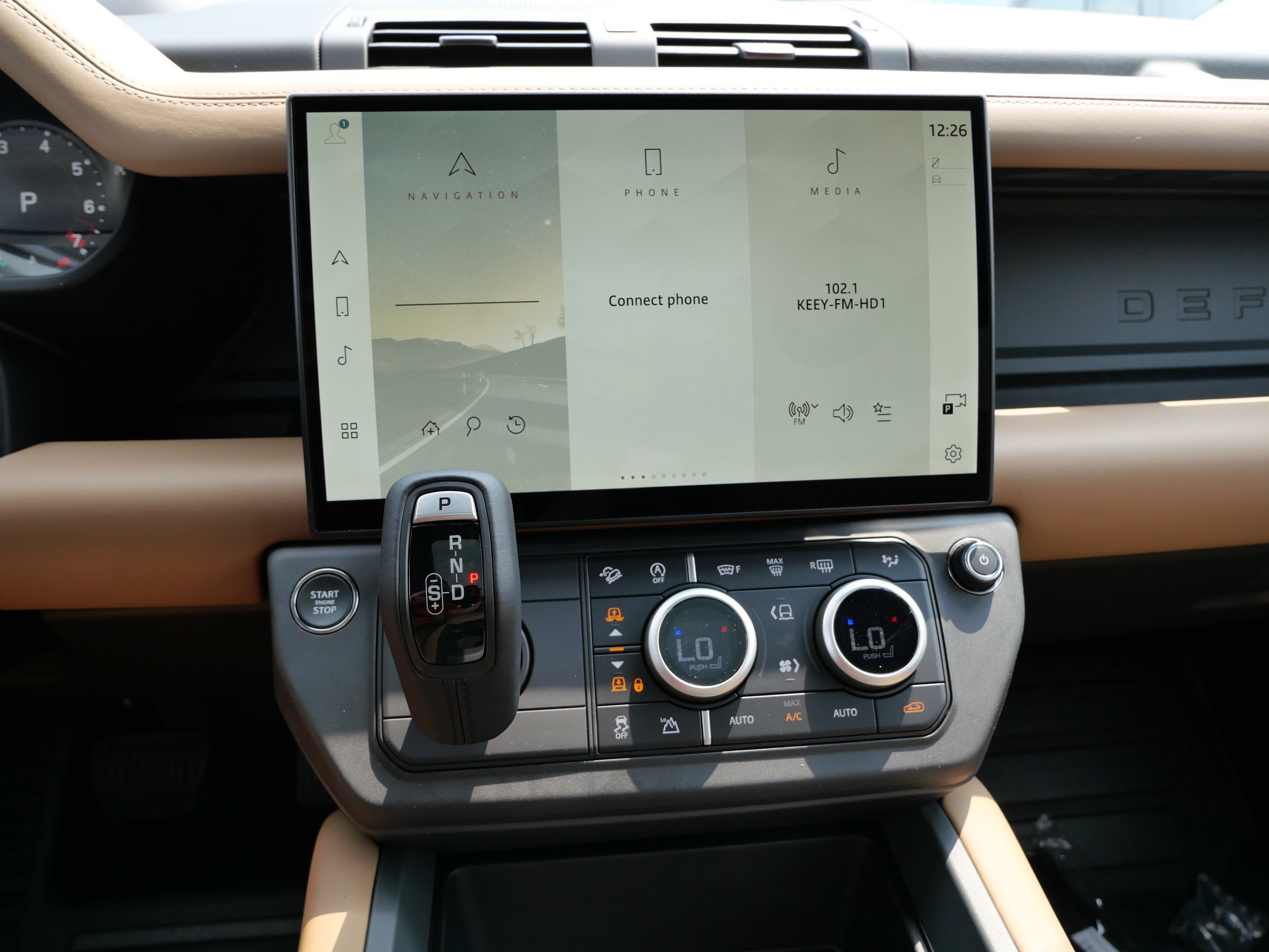 New 2026 Fuji White Land Rover S image 7