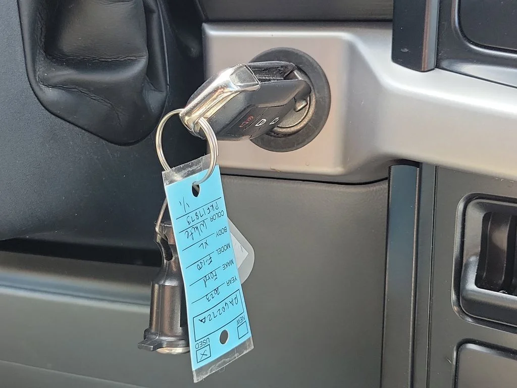 Used 2023 Oxford White Ford XL image 27