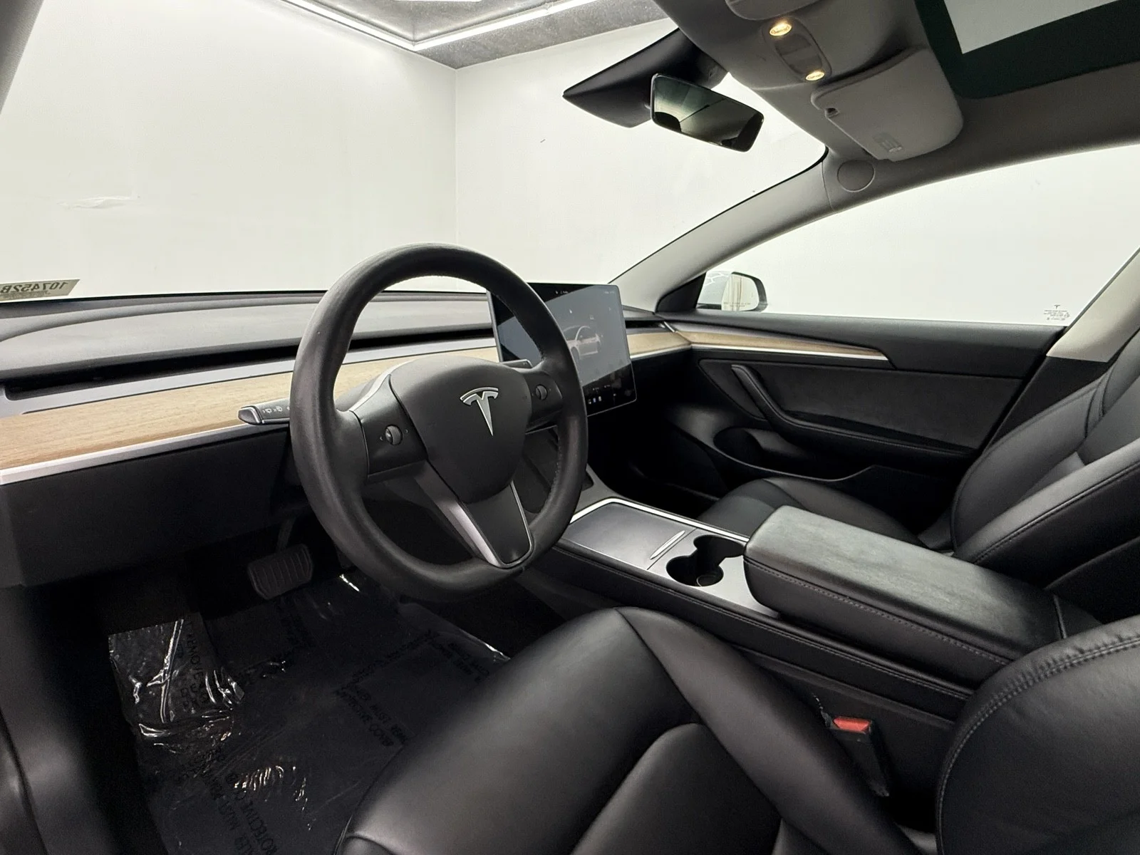 Used 2022 Pearl White Multi-Coat Tesla Long Range image 12