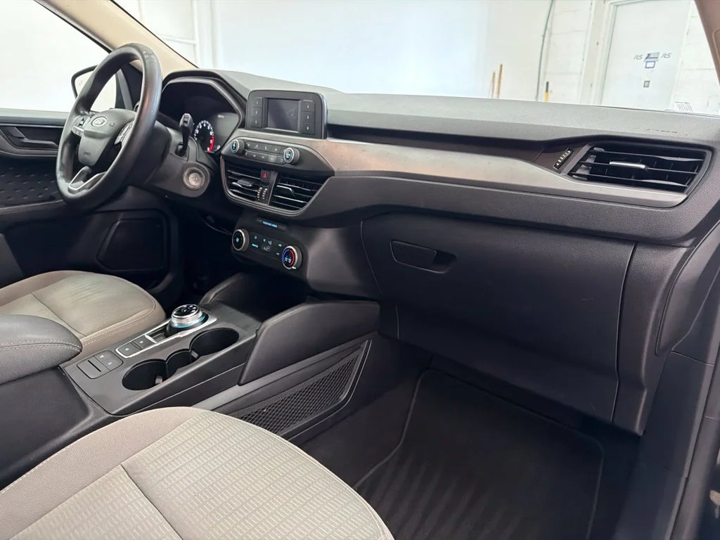 Used 2020 Black Ford S image 29