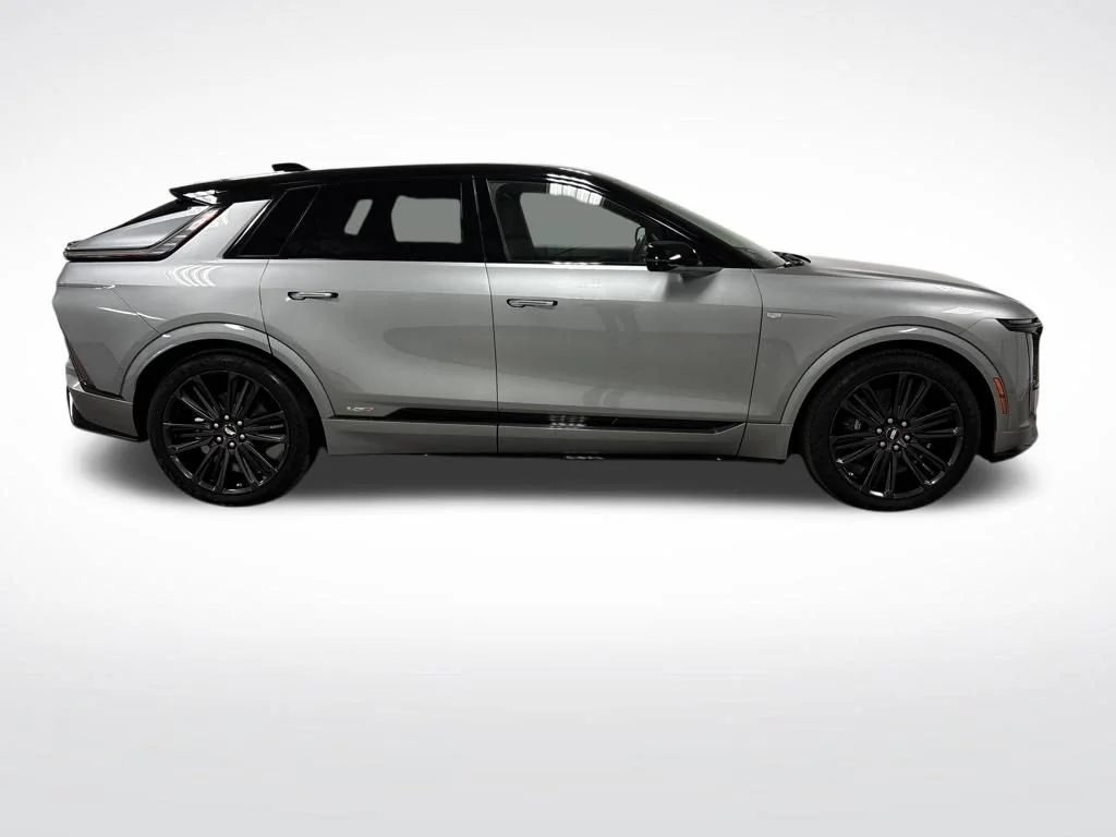 New 2026 Argent Silver Metallic Cadillac V-Series image 23