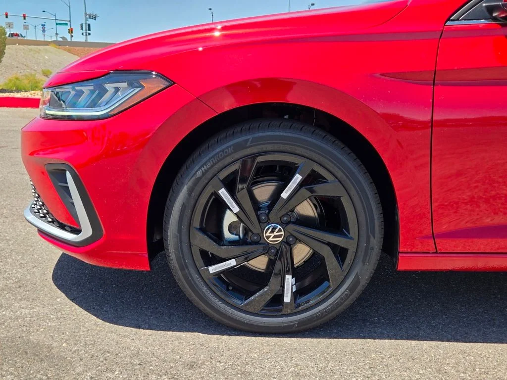 New 2026 Red Volkswagen 1.5T SE image 5