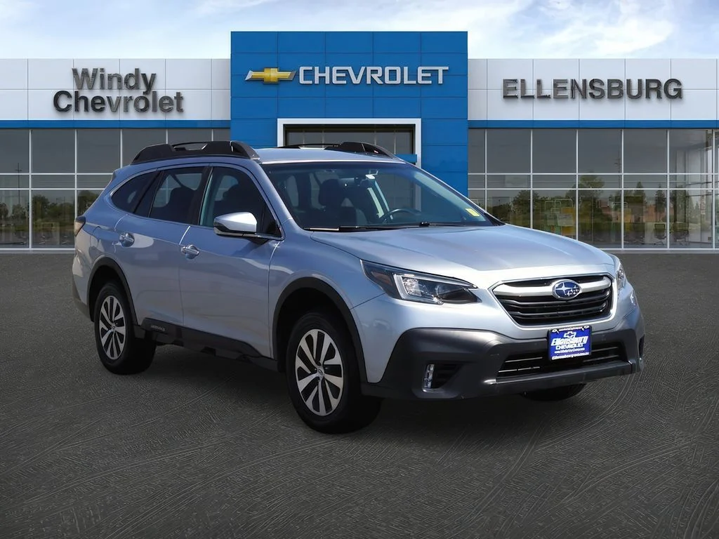 2022 Subaru Outback Premium's photo