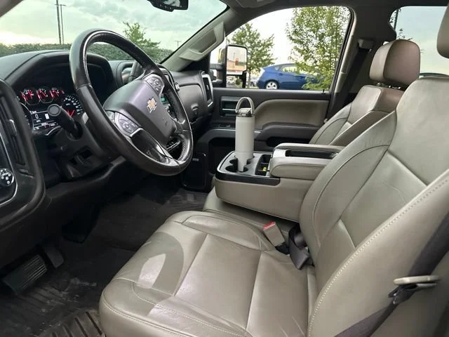 Used 2019 HAVANA BROWN METALLIC Chevrolet LTZ image 6