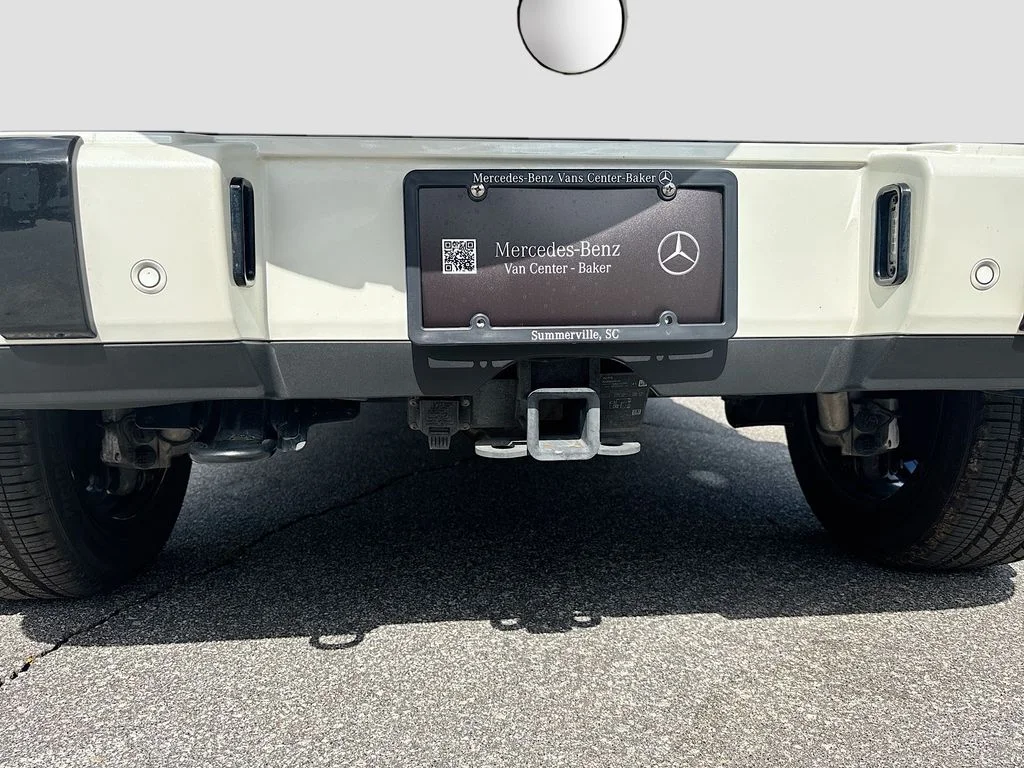 Used 2021 designo Diamond White Metallic Mercedes-Benz G 550 image 9