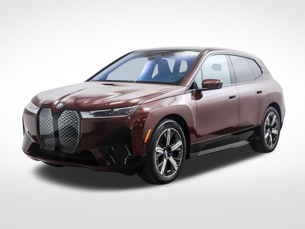 2023 BMW iX xDrive50's photo