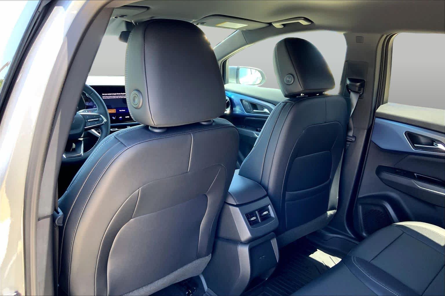 2026 Chevrolet Equinox EV 2LT - Photo 23