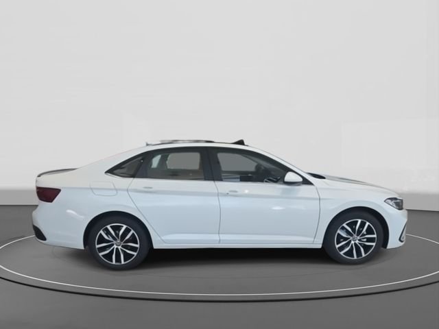 2025 Volkswagen Jetta SE - Photo 8