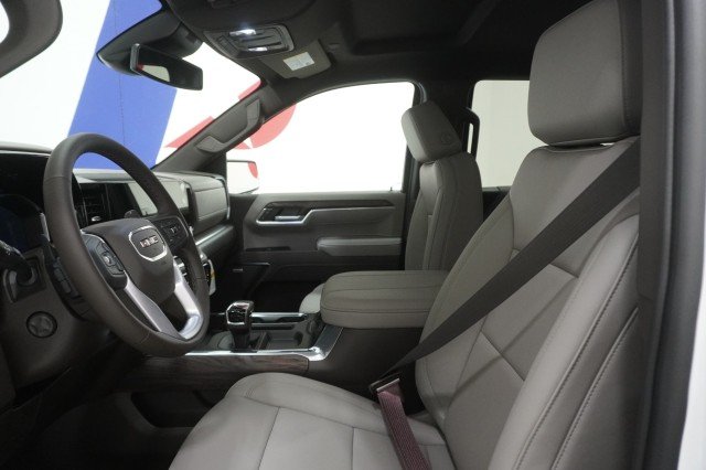 2026 GMC Sierra 1500 SLT - Photo 20
