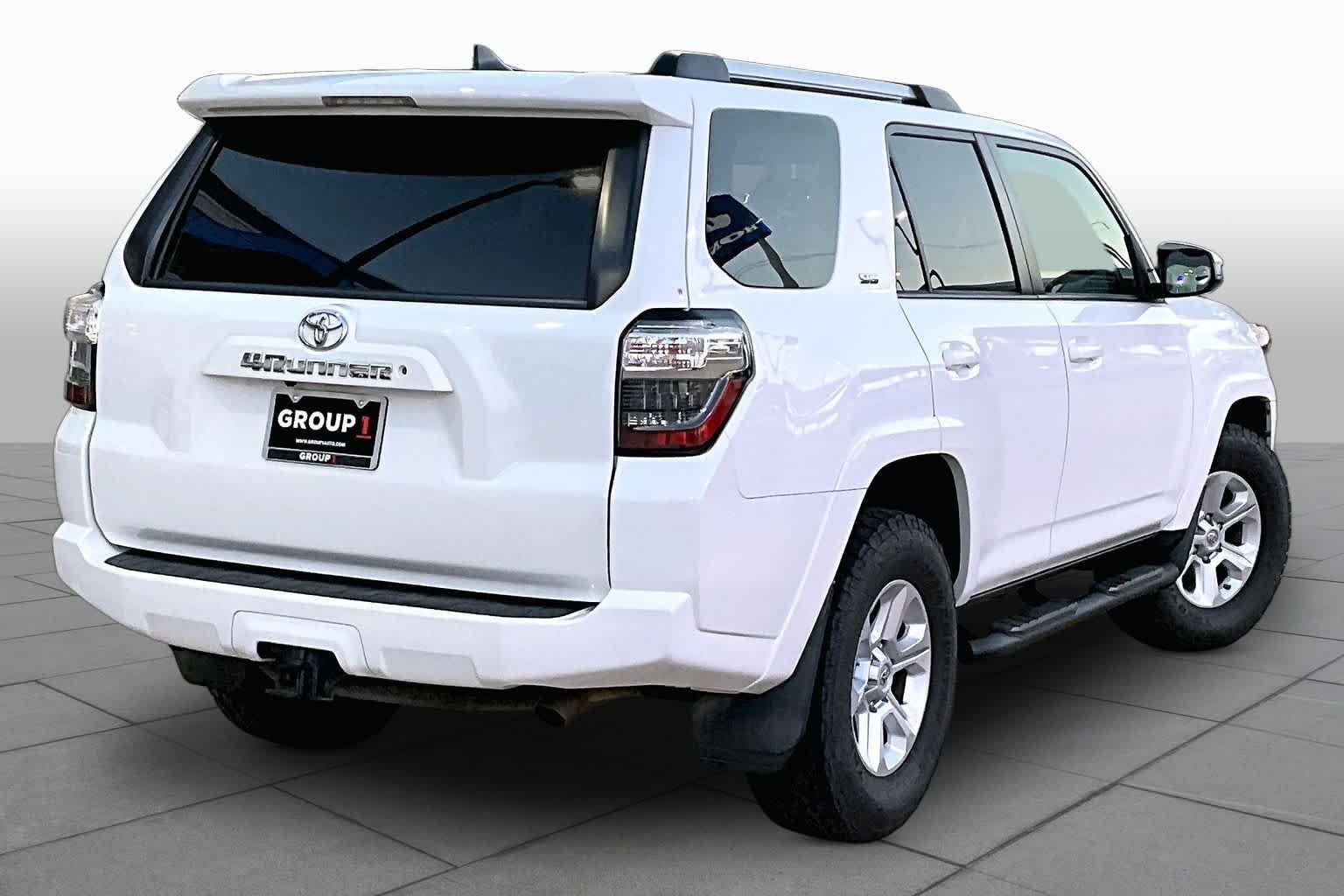 Used 2021 Super White Toyota SR5 image 13