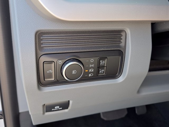 2026 Ford F-350 Super Duty XL - Photo 27