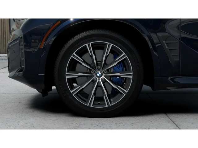 New 2026 Carbon Black Metallic BMW  image 7