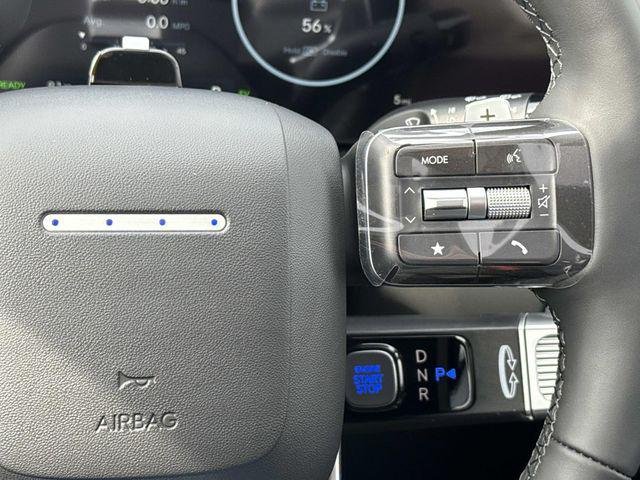 New 2026 White Hyundai Blue SEL Premium 7P image 23