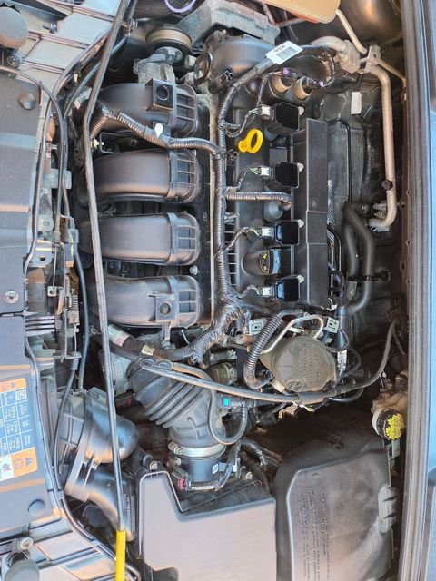Used 2016 Gray Ford Titanium image 28