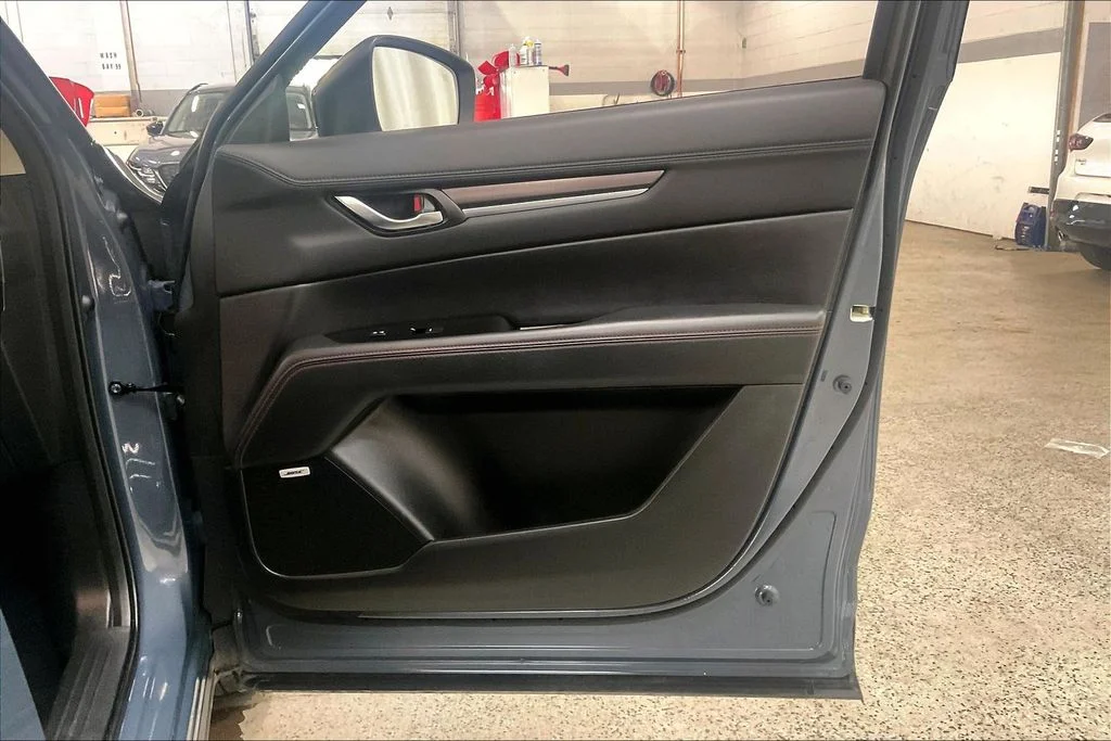 Used 2025 Gray Mazda 2.5 S Carbon Edition image 24