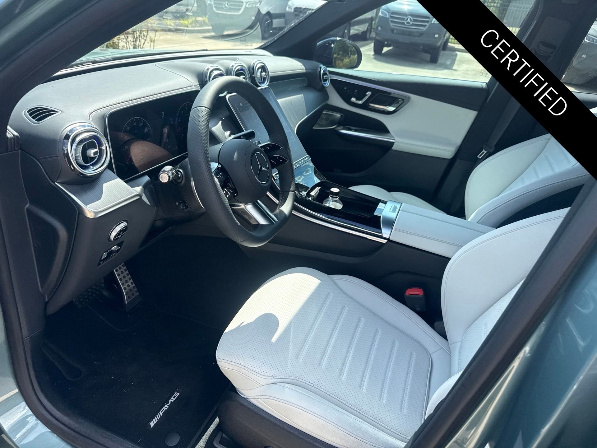 Certified Used 2026 Verde Silver Metallic Mercedes-Benz GLC 300 image 9