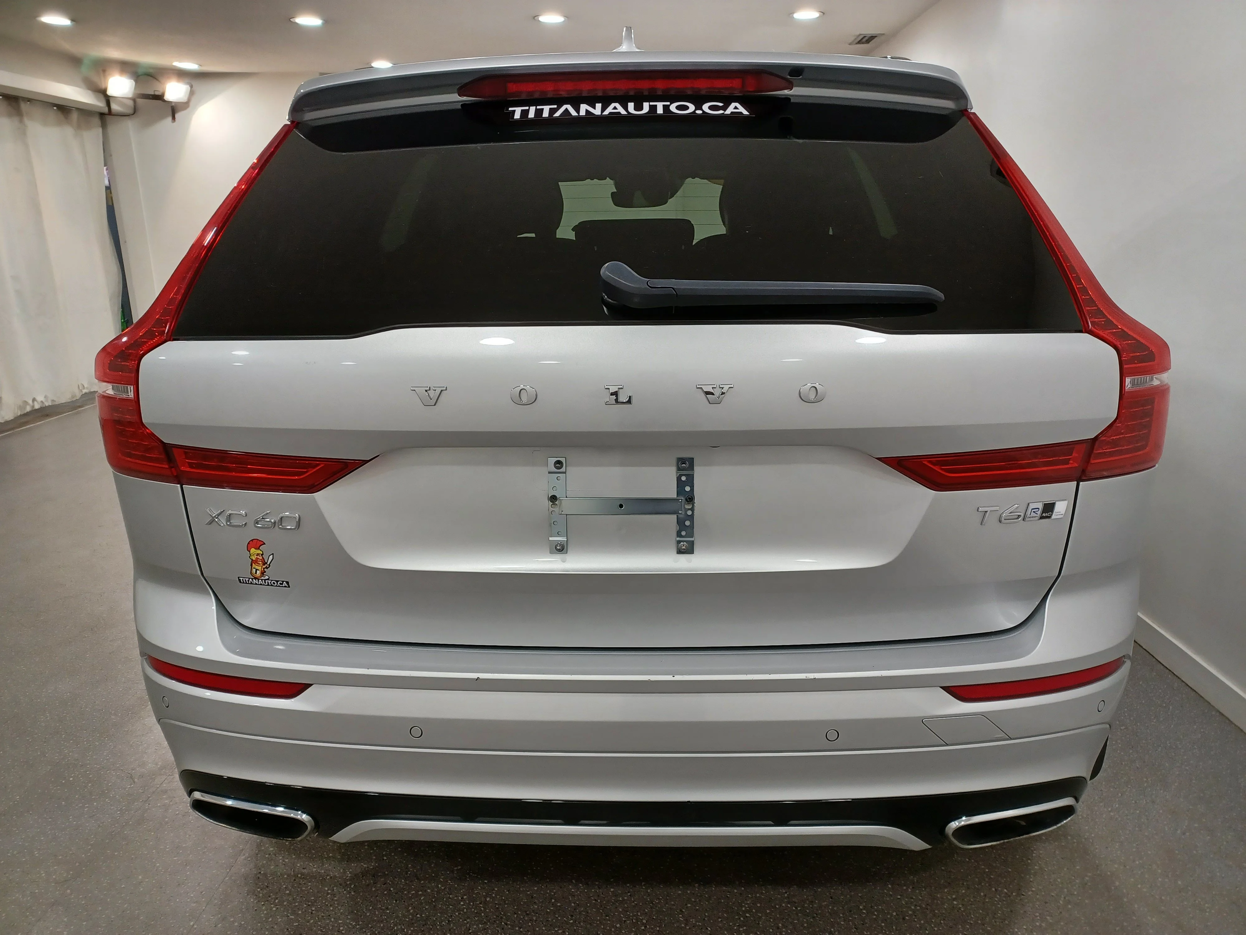 Certified Used 2020 Silver Volvo T6 R-Design AWD*Adaptive Cruise | Nav | Pano Roof | Htd Leather | Lane Keep Assist | Park Assist image 25