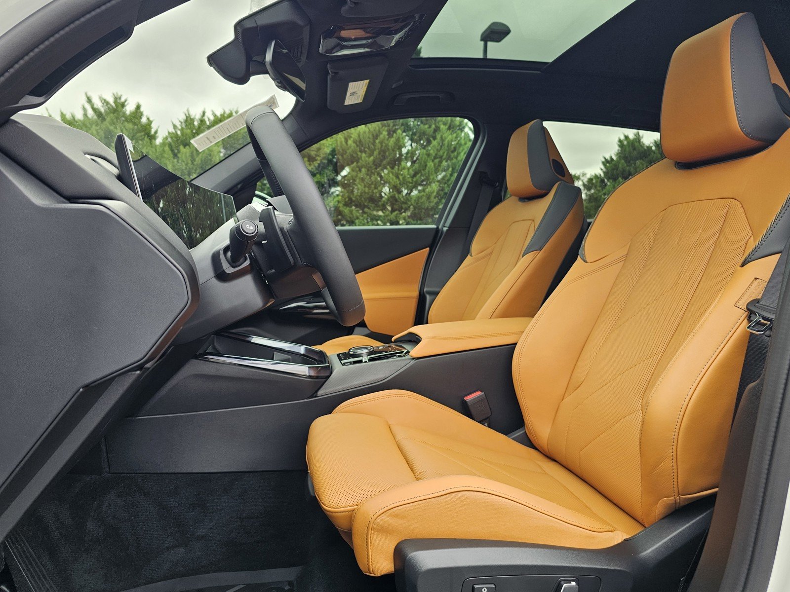 2026 BMW X3 30 - Photo 14