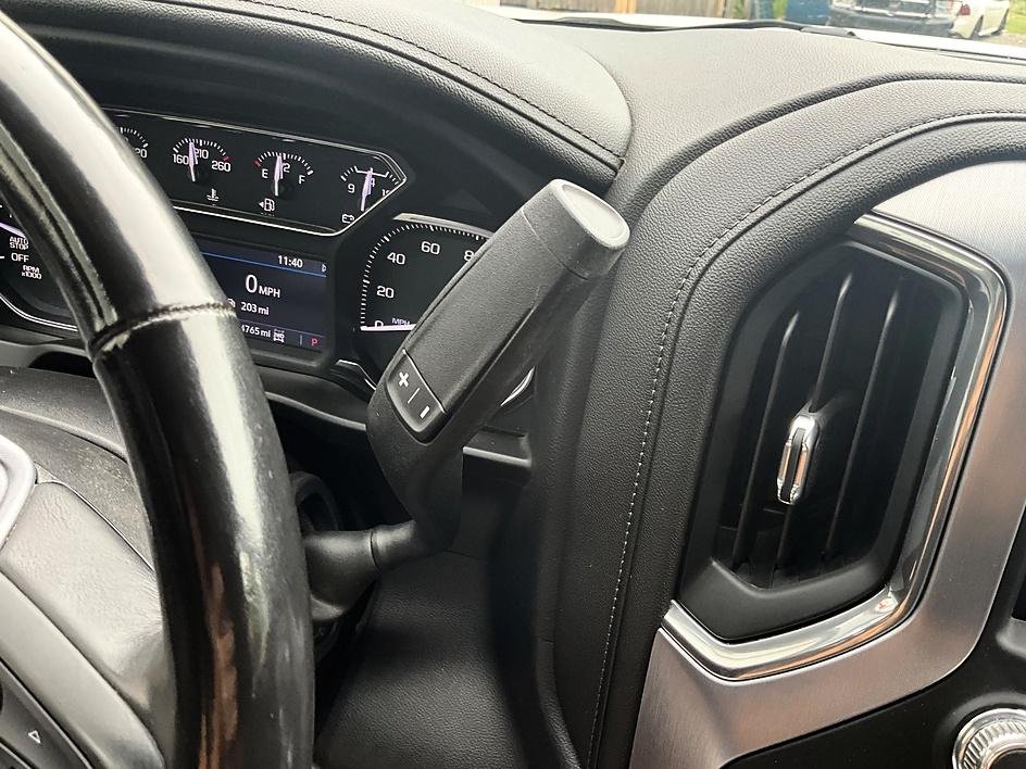 Used 2020 White GMC Elevation image 20