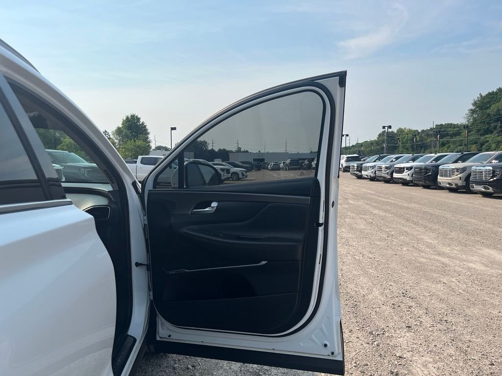 Used 2020 Quartz White Hyundai Limited image 34
