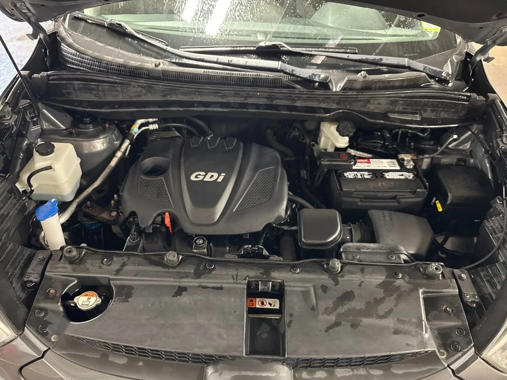 Used 2015 Gray Hyundai SE image 29