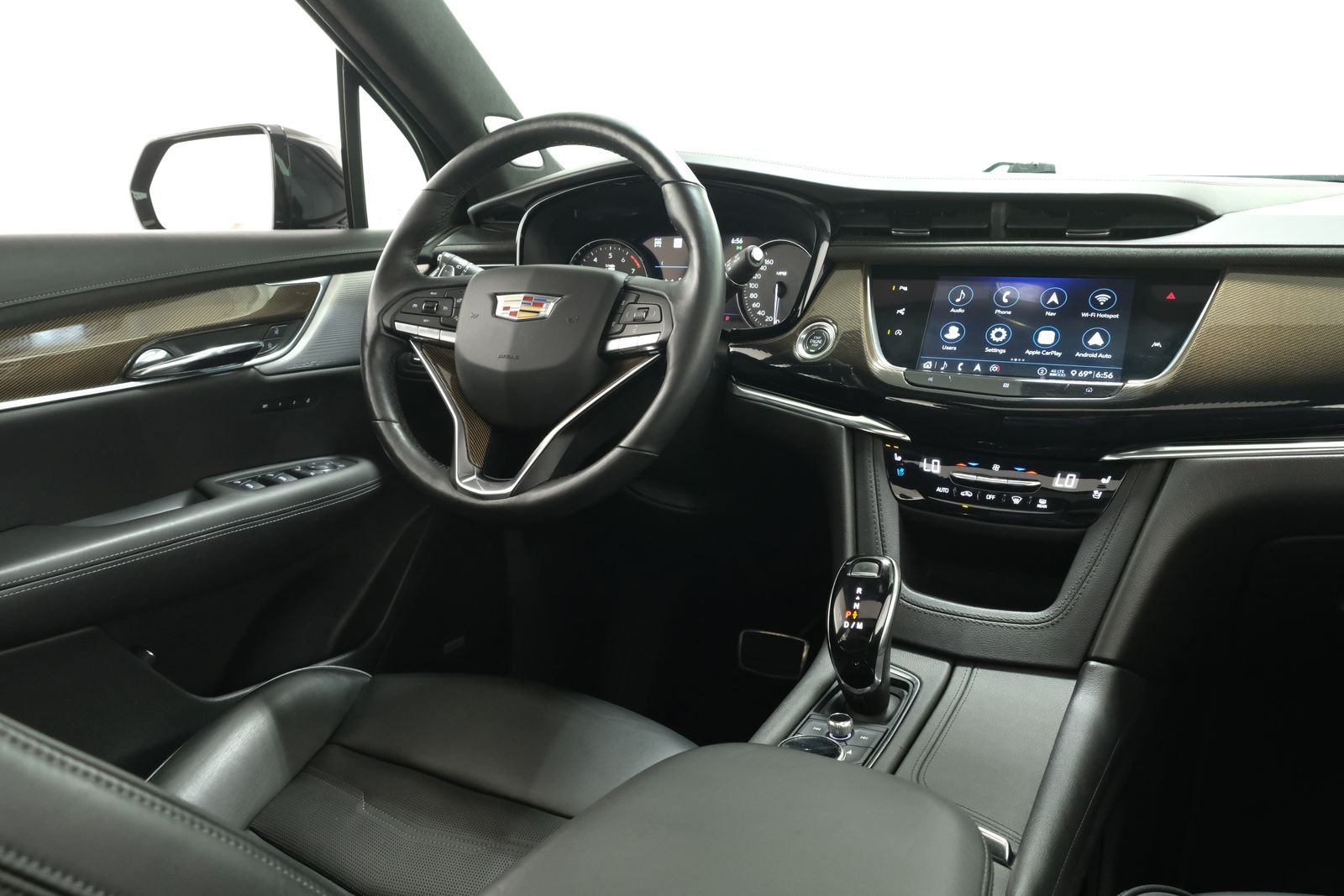 Used 2020 Stellar Black Metallic Cadillac Sport image 10