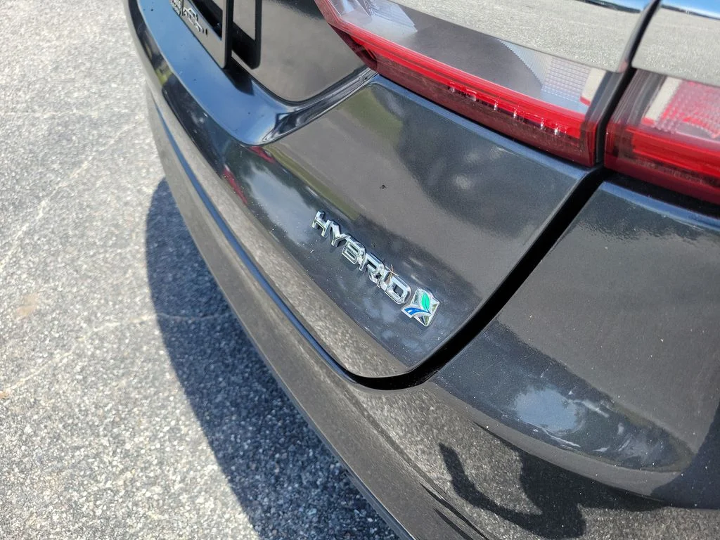 Used 2018 Magnetic Ford S image 9