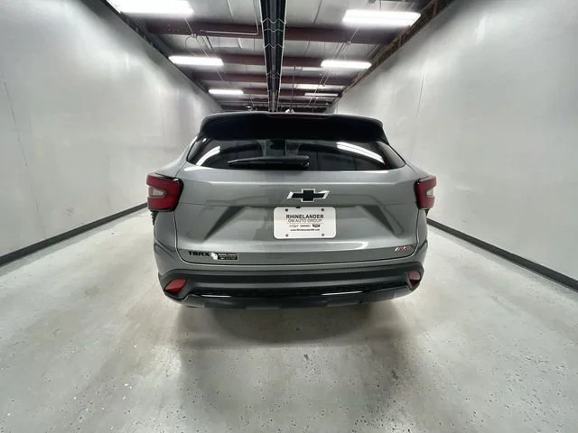 New 2026 Sterling Gray Metallic Chevrolet 1RS image 7
