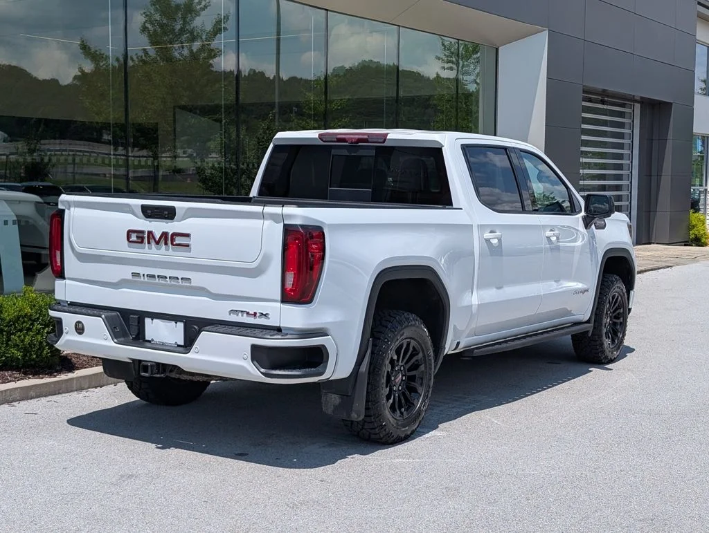 Used 2023 White GMC AT4X image 7