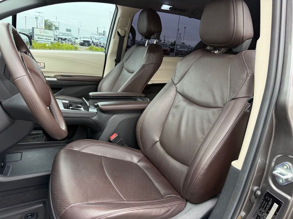 Used 2024 Predawn Gray Mica Toyota Platinum image 5