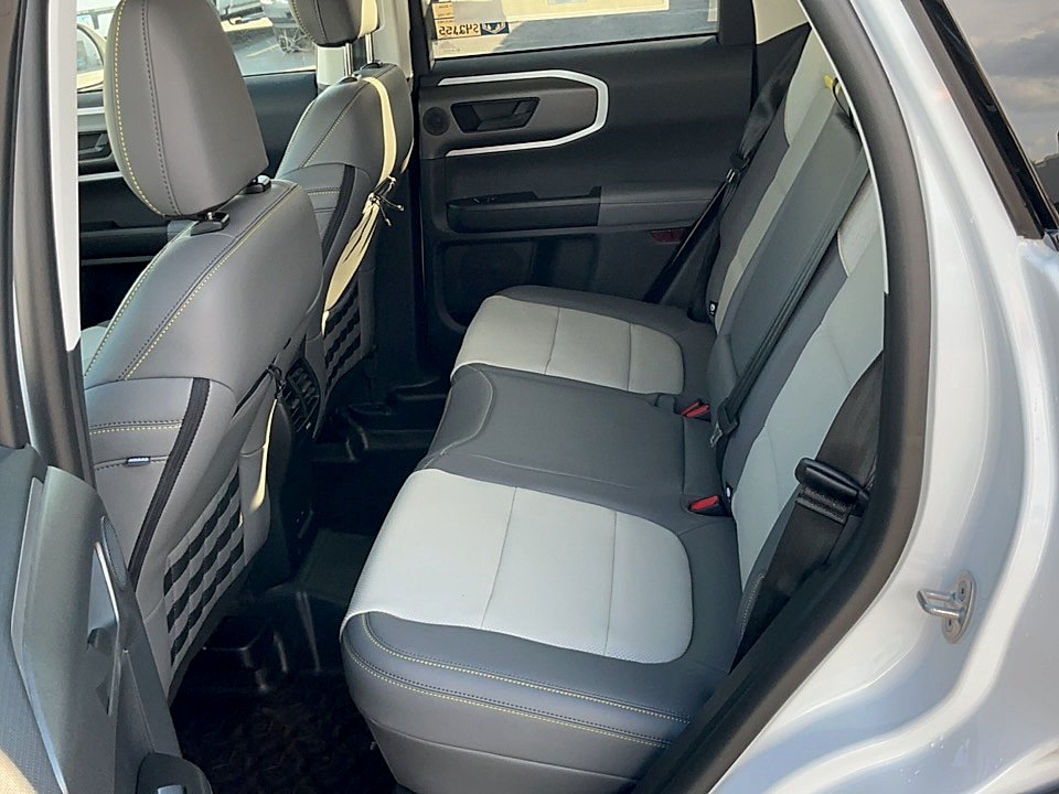 New 2026 Oxford White Ford Badlands® image 11