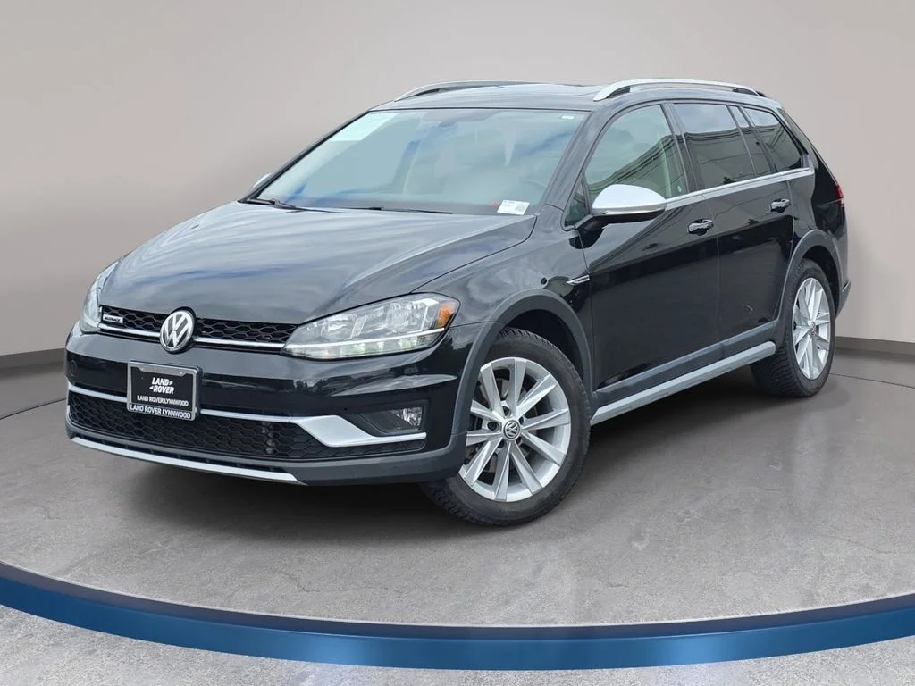 2018 Volkswagen Golf Alltrack TSI SE 4Motion DSG's photo