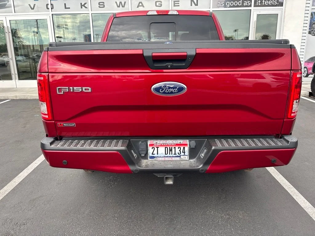 Used 2016 Red Ford XLT image 7