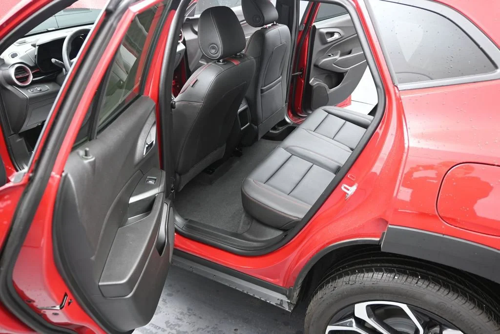 Used 2026 Red Chevrolet 2RS image 17