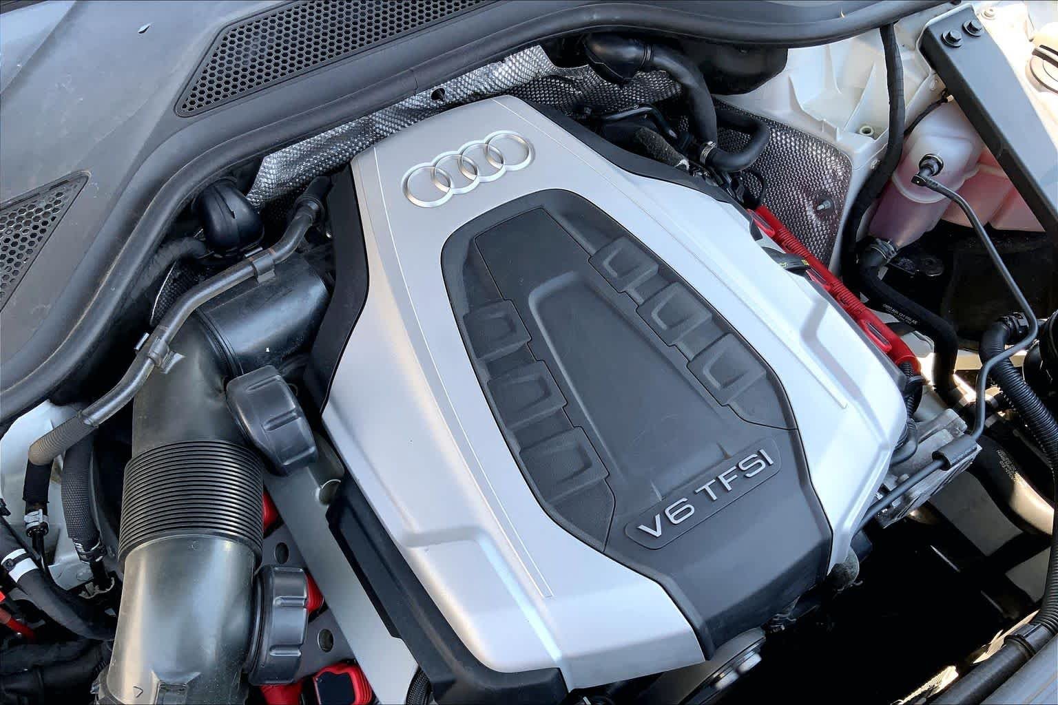 Used 2017 Glacier White Metallic Audi  image 32