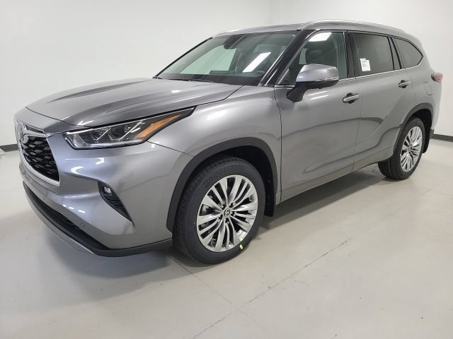 New 2026 Heavy Metal Toyota Platinum image 3