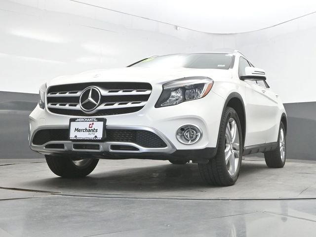 Used 2019 White Mercedes-Benz GLA 250 image 33