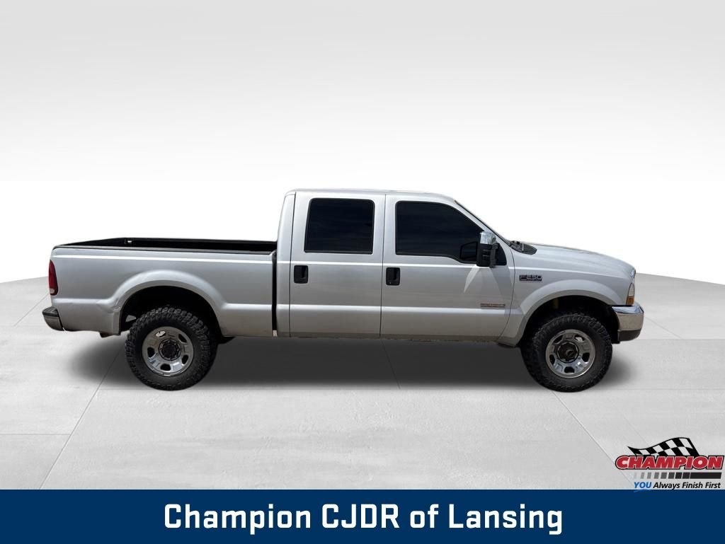 Used 2004 Silver Ford Lariat image 11