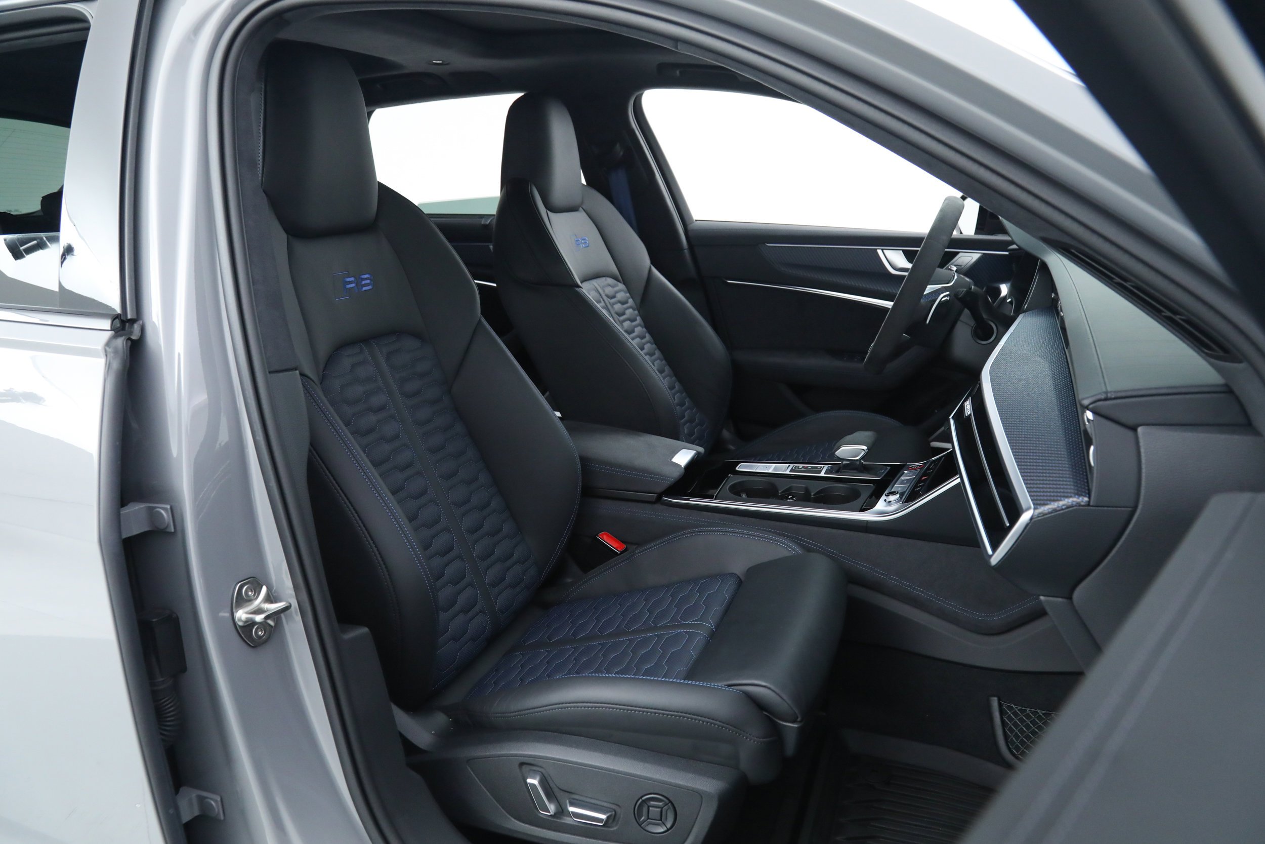 Used 2025 Gray Audi 4.0T image 17