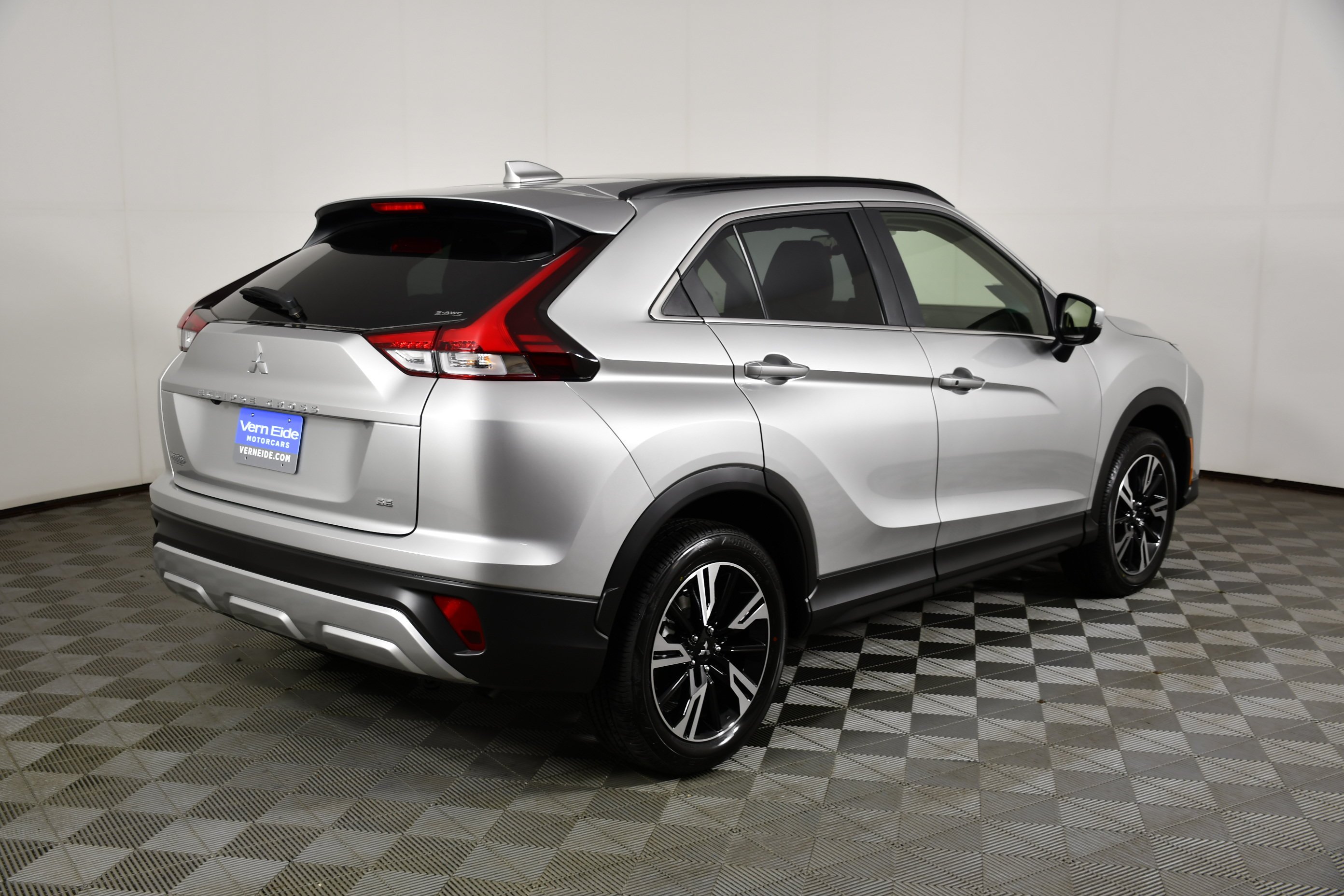 New 2026 Alloy Silver Metallic Mitsubishi SE 1.5T S-AWC image 6