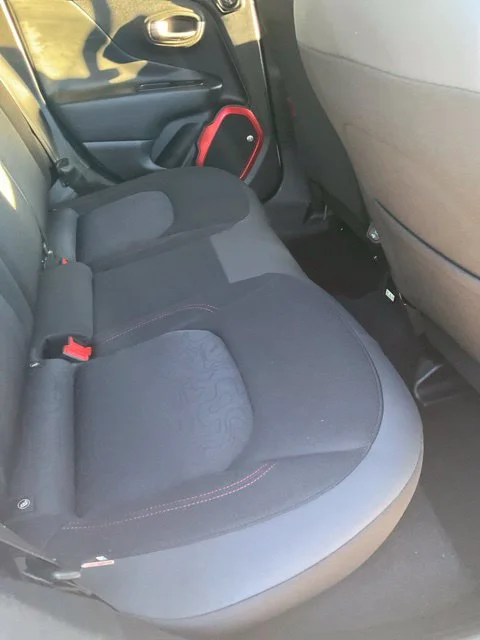 Used 2019 White Jeep Trailhawk image 28