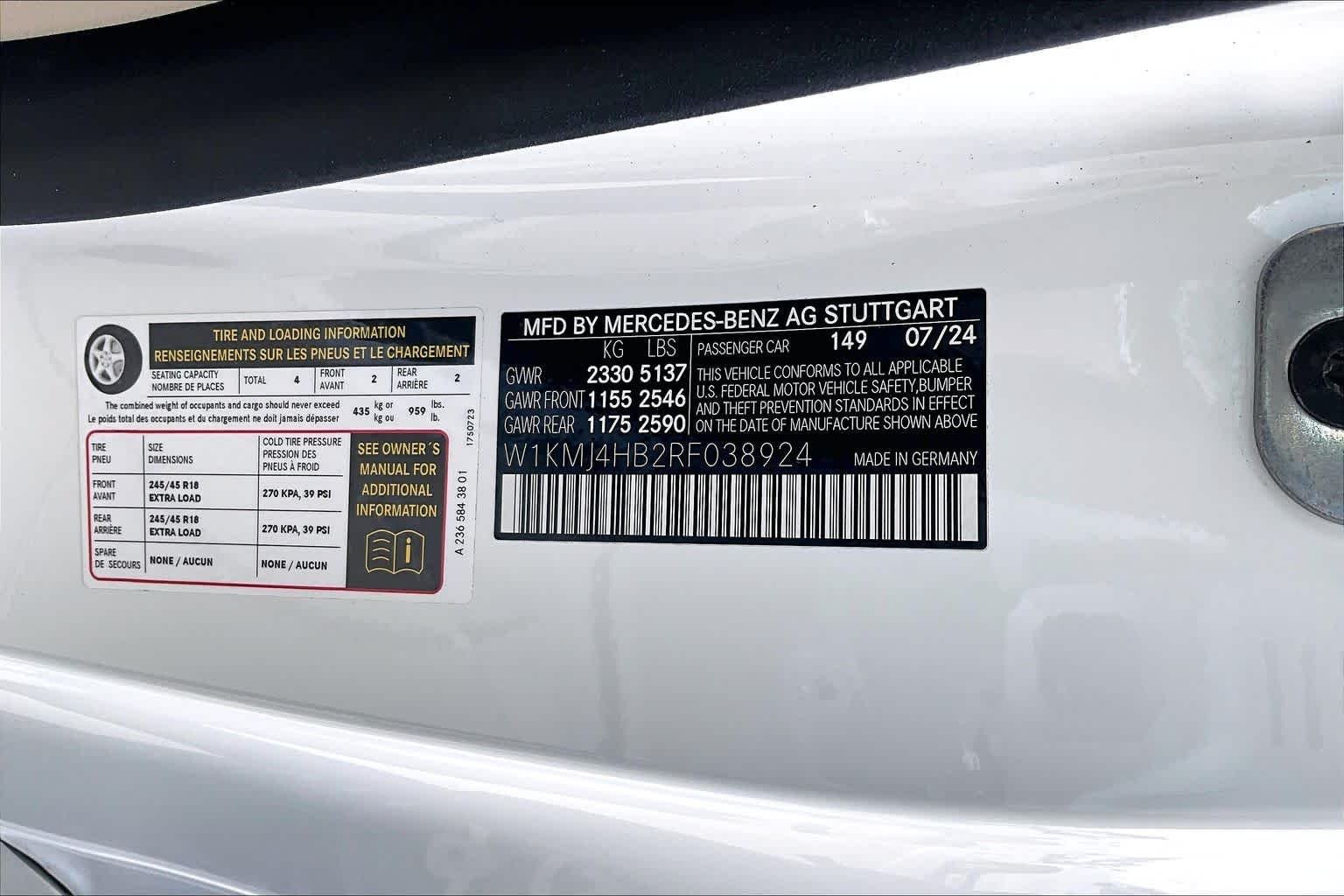 Used 2024 Polar White Mercedes-Benz CLE 300 image 29