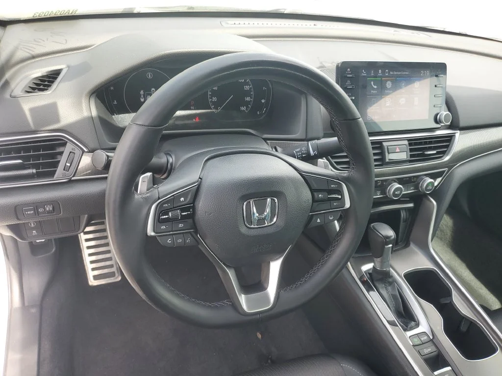 Used 2022 White Honda Sport image 13