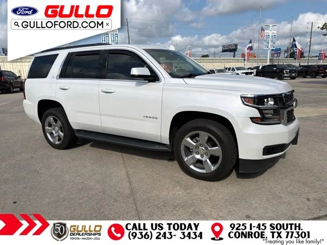 Used 2017 Iridescent Pearl Tricoat Chevrolet LT image 2