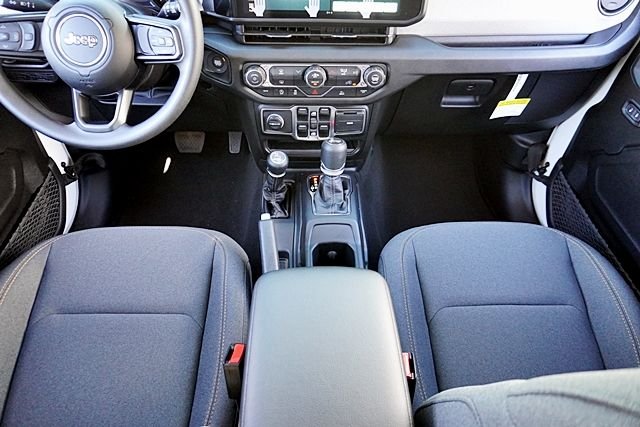 New 2026 Bright White Clear-Coat Exterior Paint Jeep Sport image 26