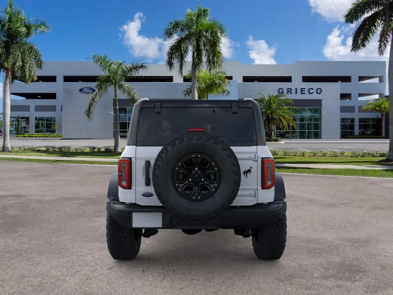 New 2026 Oxford White Ford Badlands® image 24